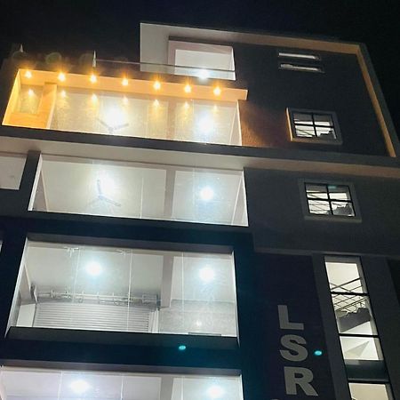 Lsr Service Apartments Тирупати Екстериор снимка